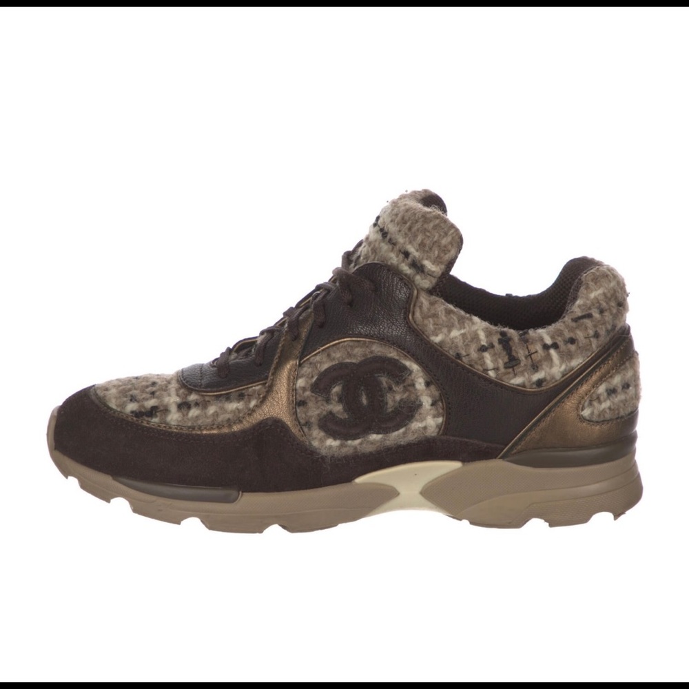NOT FOR SALE ❌❌❌ Chanel Tweed Sneakers in Brown Size: IT 38